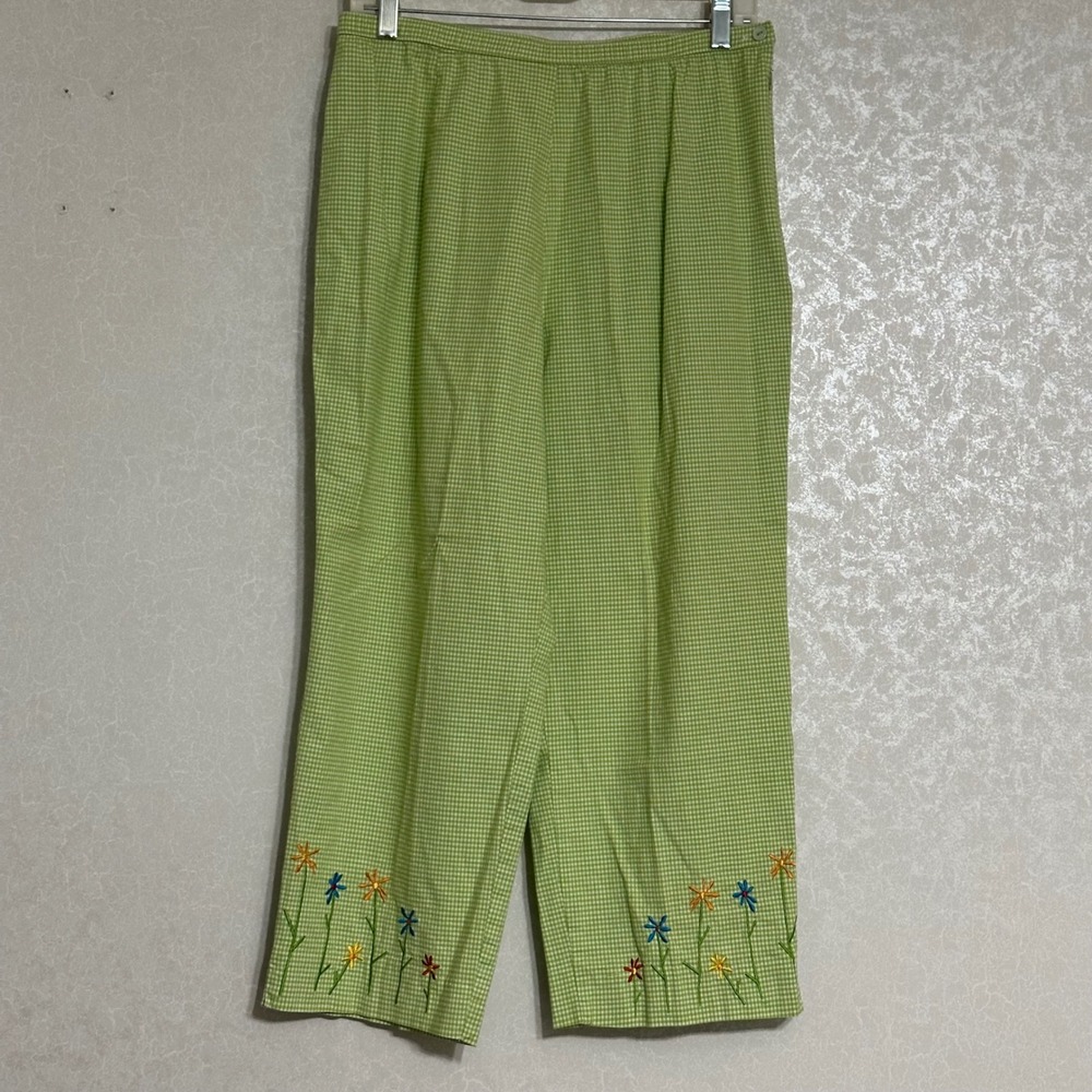 Stonebridge Floral Embroidered Gingham Cropped Pants Green White Whimsical Sz 6